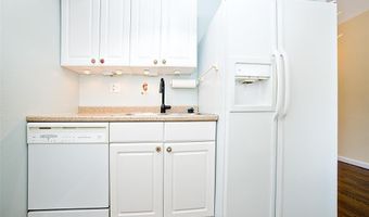418 Great Hill Dr, Ballwin, MO 63021