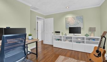 3 Newman Hill Dr, Andover, MA 01810