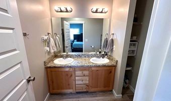 2001 Lawrence Ln #604, Blackfoot, ID 83221
