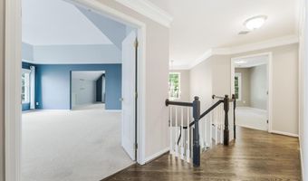 20152 BOXWOOD Pl, Ashburn, VA 20147