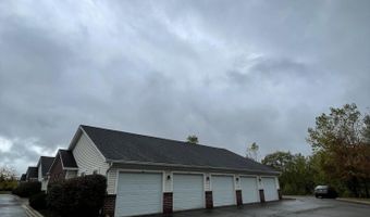 846 W Summerfield Gln Cir, Ann Arbor, MI 48103