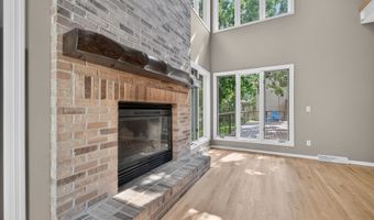 5706 Kilkenny Pl, Fitchburg, WI 53711