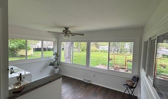 22628 W Silver Lake Ave, Antioch, IL 60002