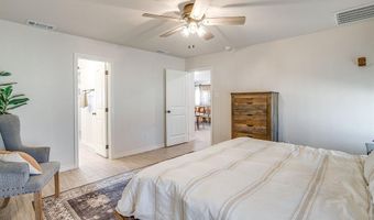 5005 Olivia Lucille St, Azle, TX 76020