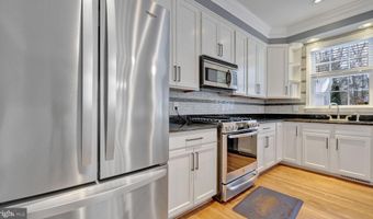 1833- B DREW St, Annapolis, MD 21401