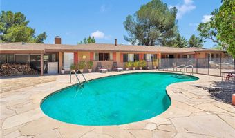 19955 Chickasaw Rd, Apple Valley, CA 92307