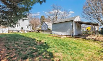 27 Evelyn St, Trumbull, CT 06611