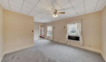 823 N 11th St, Beatrice, NE 68310