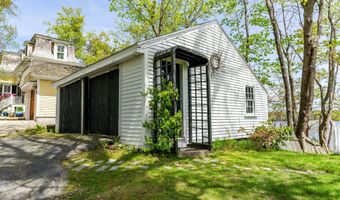 1475 Washington St, Bath, ME 04530