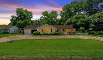 331 Gray St, Belcher, LA 71004