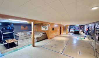 203 3rd Ave SW, Bowman, ND 58623