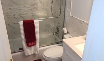 30 Grove Pl, Danbury, CT 06810