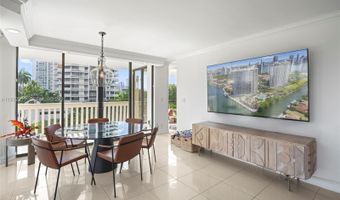 1000 W Island Blvd 504, Aventura, FL 33160