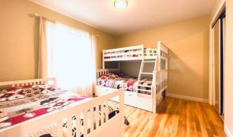157 MAIN St, Gouldsboro, PA 18424