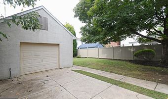 210 S CHESTNUT St, Ambler, PA 19002