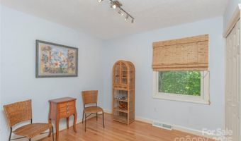25 Brookcliff Dr, Asheville, NC 28804