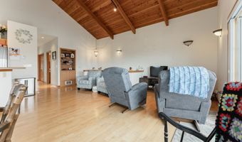 1313 VILLAGE Loop, Bandon, OR 97411
