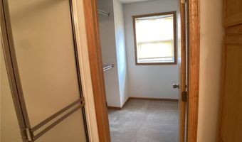 2543 11th Ave, Anoka, MN 55303