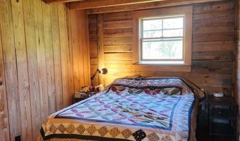 1748 Co Rd P-320, Ava, MO 65608