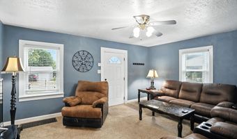 3021 Fairview St, Anderson, IN 46016