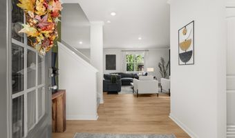 3863 DONETTA Dr, Atlanta, GA 30349