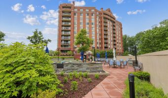 5800 NICHOLSON Ln 1-908, Rockville, MD 20852