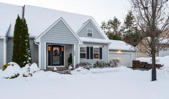226 Villager Rd, Chester, NH 03036