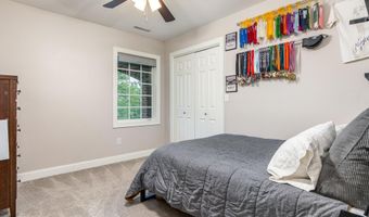 3728 Bridgeport Dr, Ames, IA 50010