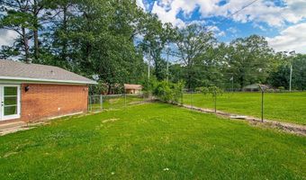 523 Woodland Dr, Benton, AR 72015