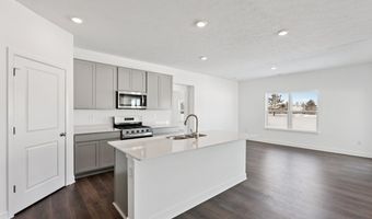 8094 Wesleyan Dr, Avon, IN 46123