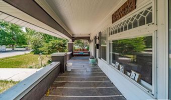 221 S Pine St, Blackfoot, ID 83211
