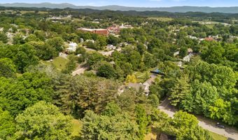 121 NE Hill Dr, Abingdon, VA 24210