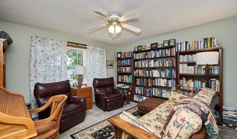 1002 SE 8th St, Ankeny, IA 50021