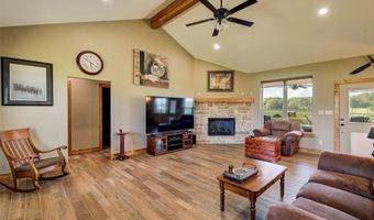 1020 County Road 1596, Alvord, TX 76225