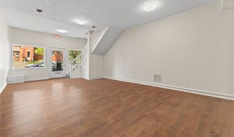 2206 E Carson St, Airville, PA 15203