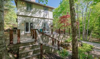 7 Greenway Ct, Bar Harbor, ME 04609