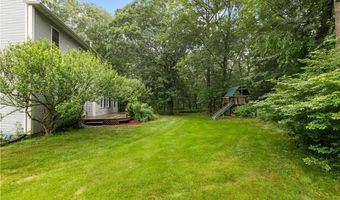 48 Fieldstone Ln, North Kingstown, RI 02874