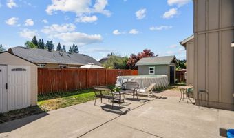 664 MONTCLAIR Dr, Albany, OR 97322