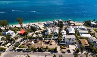 808 N BAY Blvd, Anna Maria, FL 34216