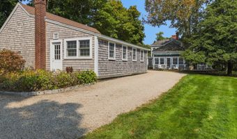 4259 Main St, Barnstable, MA 02630