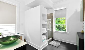 657 Morris St, Albany, NY 12208