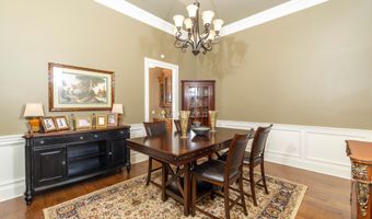 230 Eastwood Dr, Brandon, MS 39042