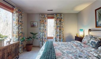118 Carrs Trl, Coventry, RI 02827