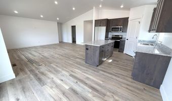 1870 Brynwood Ave, Chubbuck, ID 83202