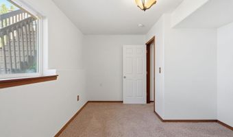 902 S Salish St, Airway Heights, WA 99224