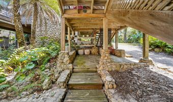 1927 BEACHSIDE Ct, Atlantic Beach, FL 32233
