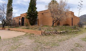 4 Cochise Ln, Bisbee, AZ 85603
