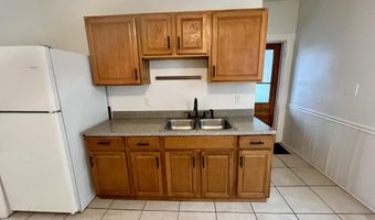 39 Milton Ave 2 Up, Amsterdam, NY 12010