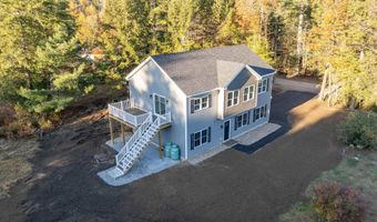 28 Dalton Dr, Barnstead, NH 03225