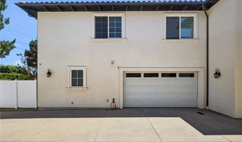 3918 W 242nd St, Torrance, CA 90505